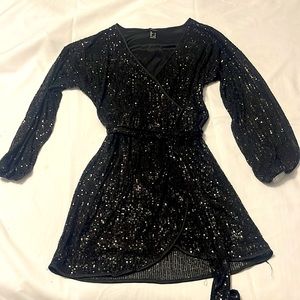 Black sequence dress, perfect for a night out!